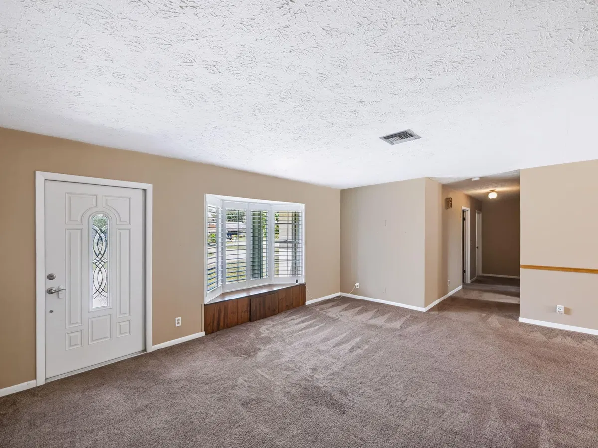  Residence photo 7