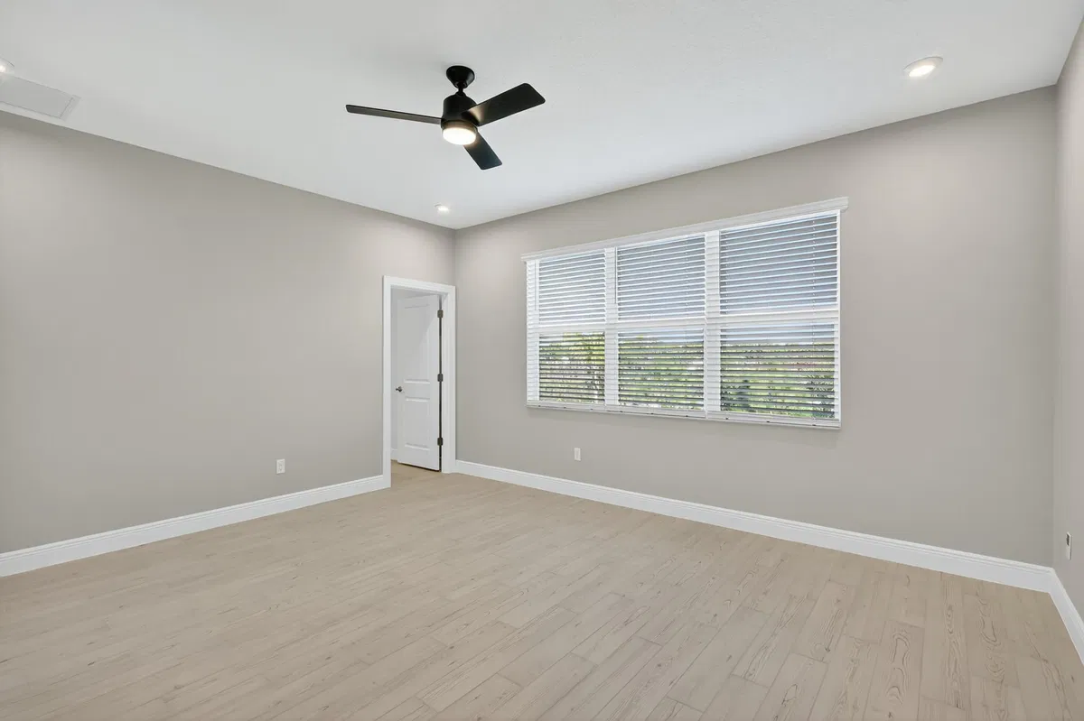 Residence photo 28