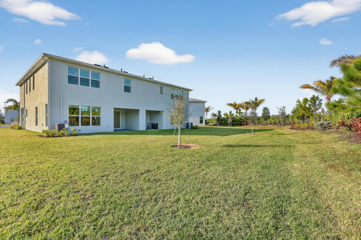 Residence photo 46