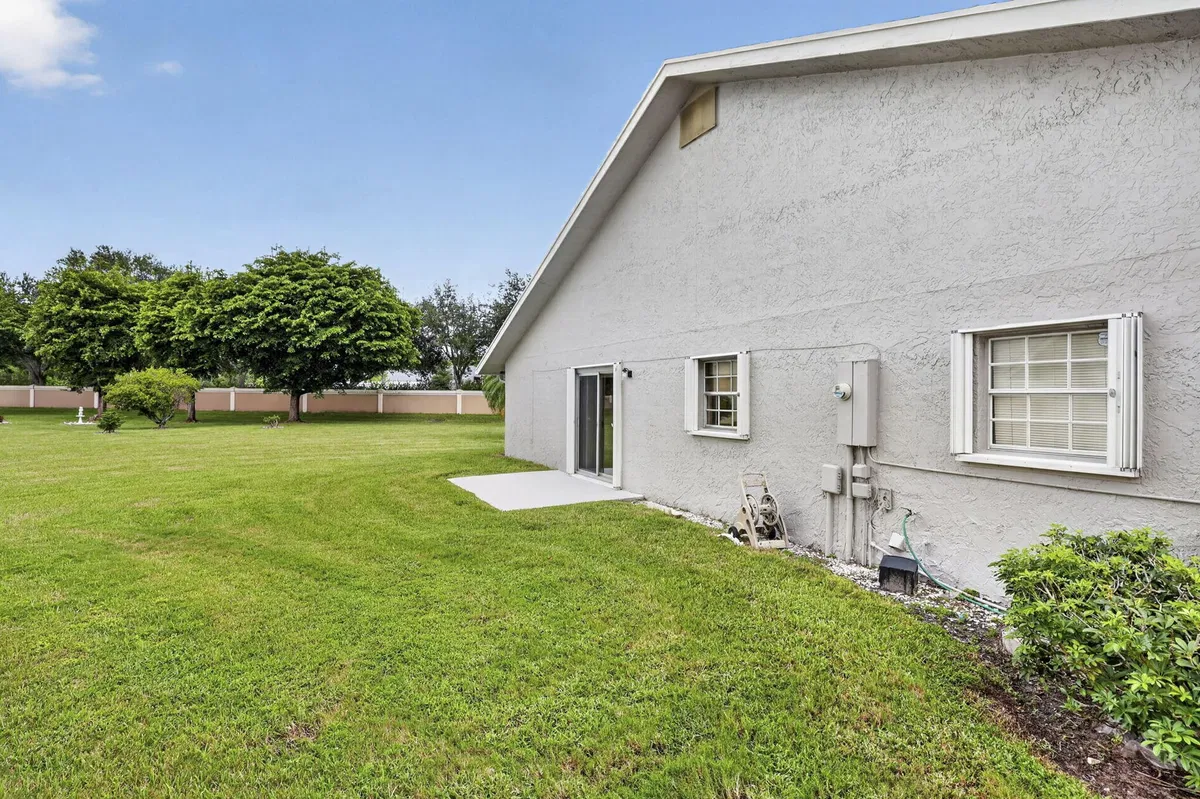 Residence photo 28