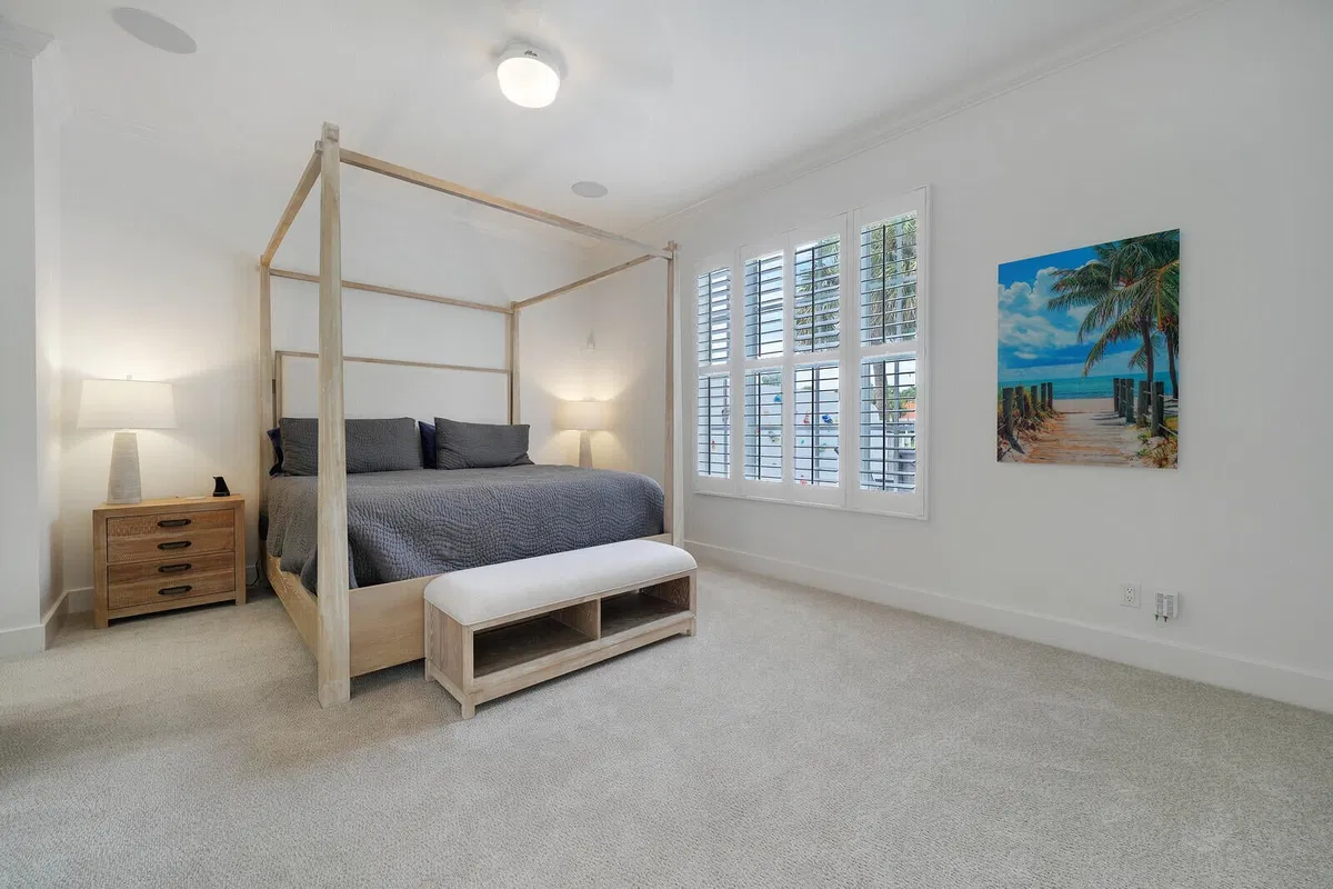 Residence photo 22