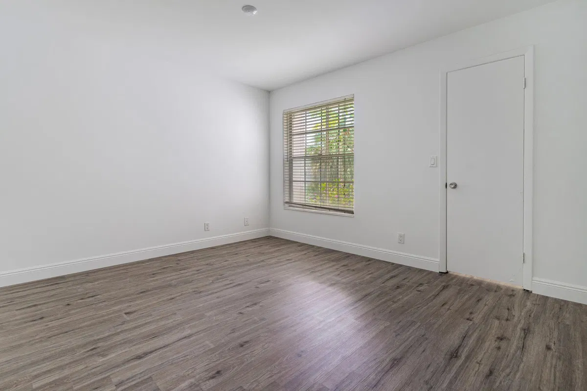 Residence photo 13