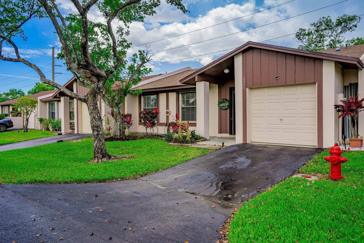 Residence photo 28