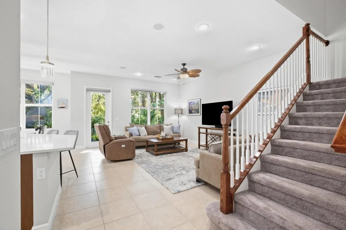 Residence photo 4