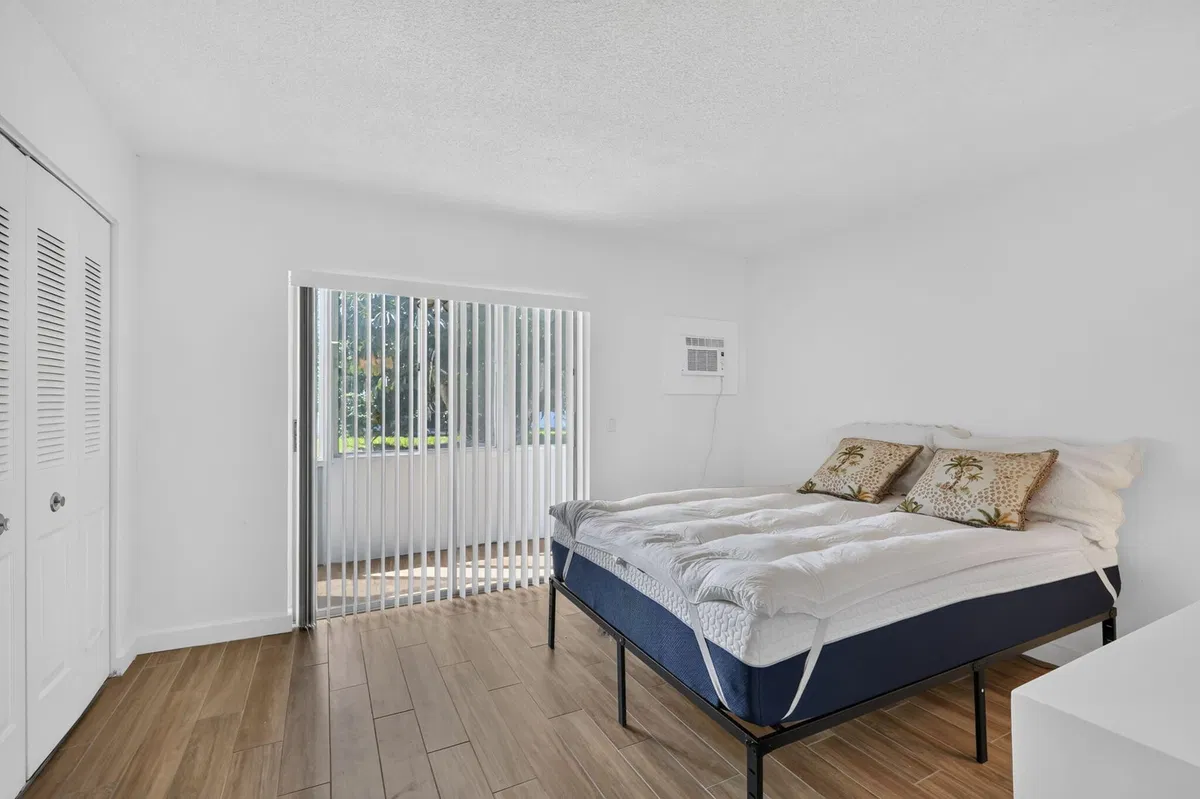  Residence photo 10