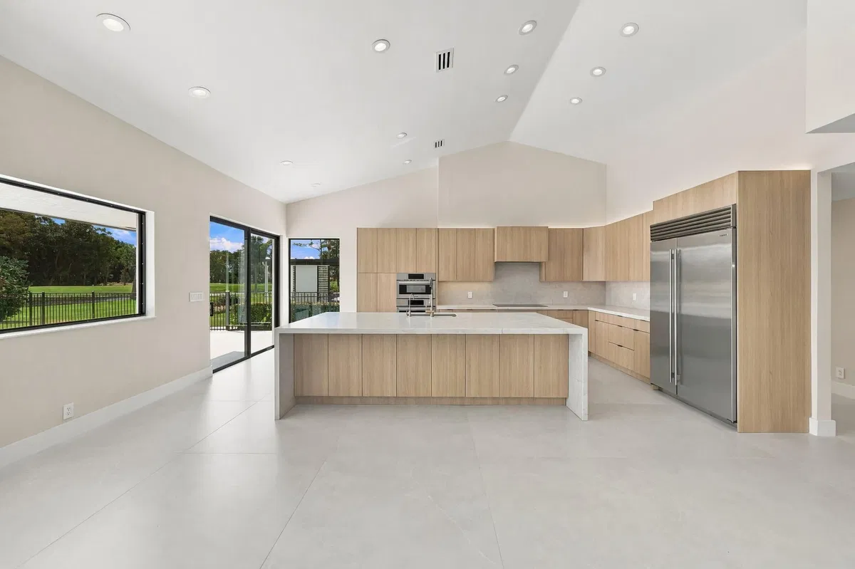  Residence photo 19