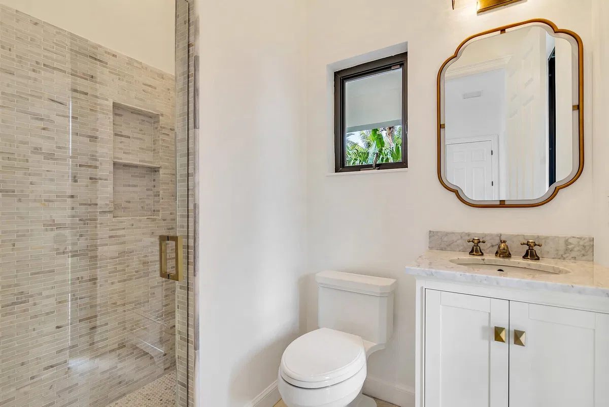  Residence photo 34