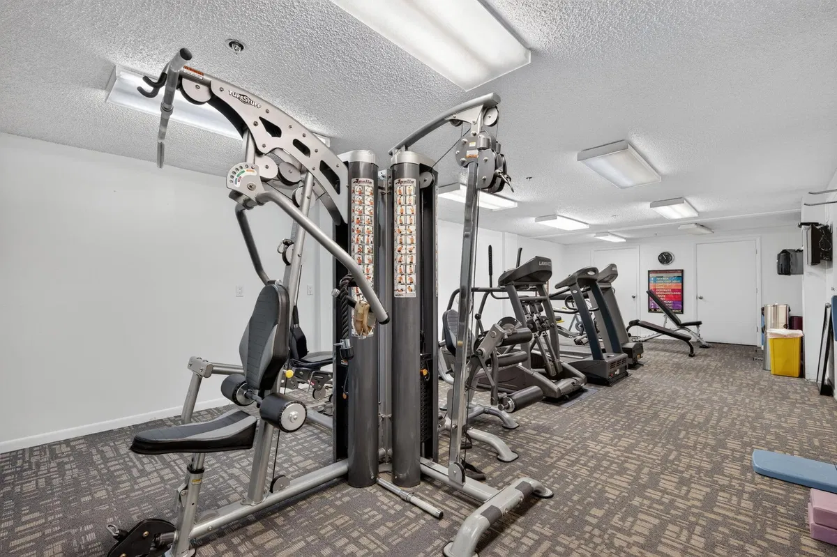  Unit 802 photo 64