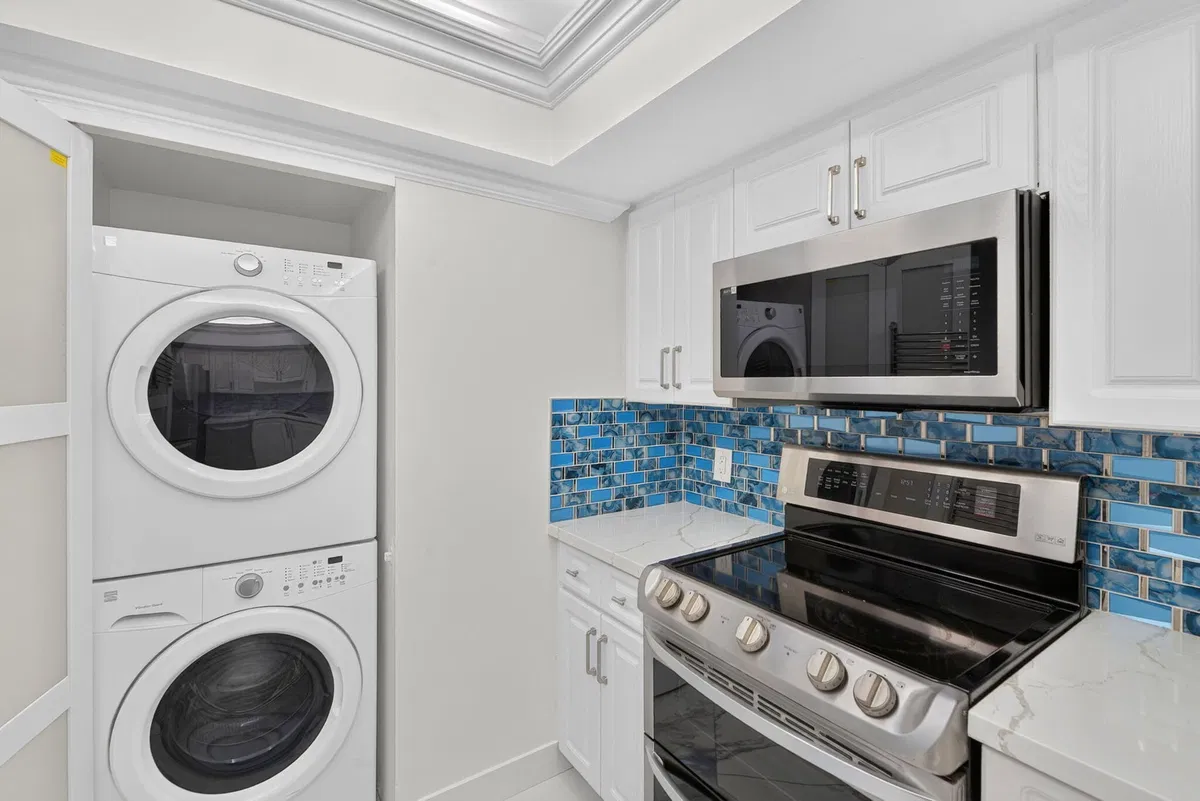 South Palm Beach Unit 409 photo 10