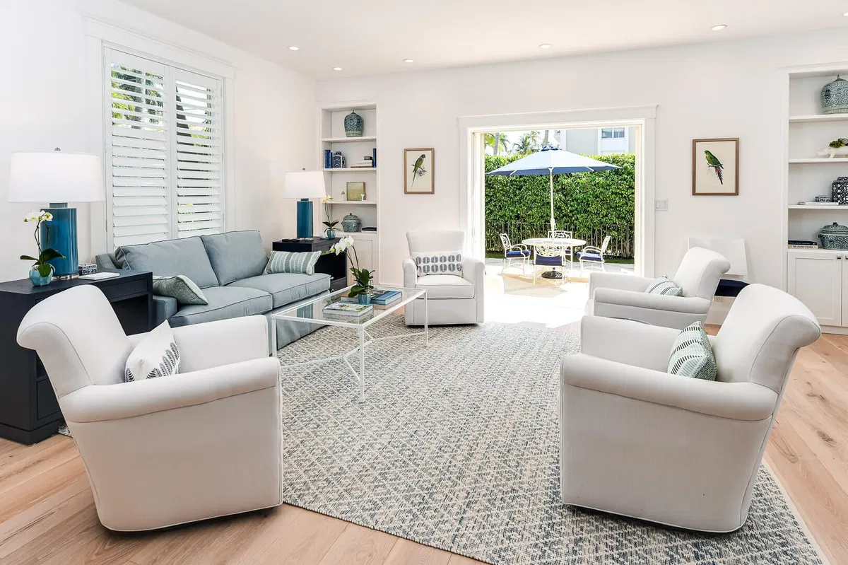 In-Town Palm Beach Unit 3