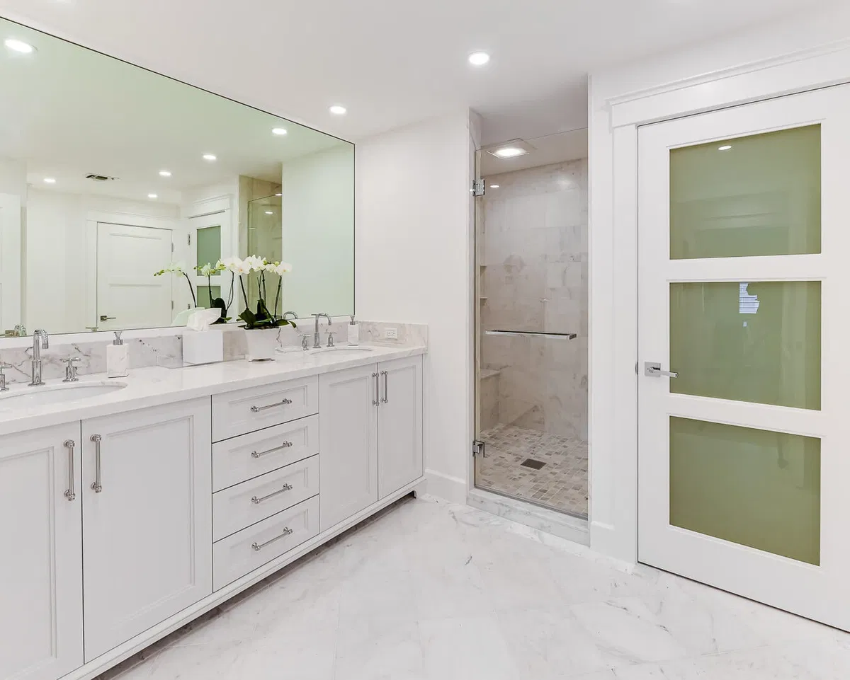 In-Town Palm Beach Unit 3 photo 10