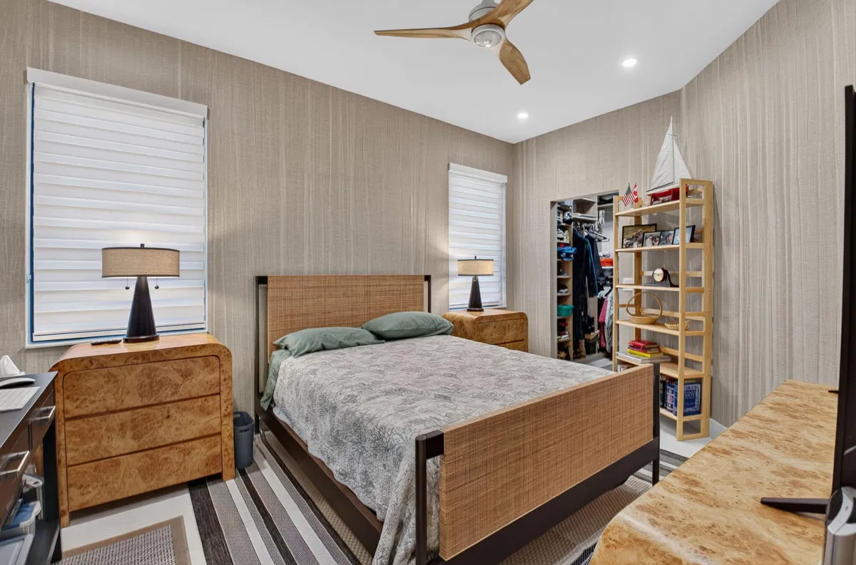 Residence photo 34