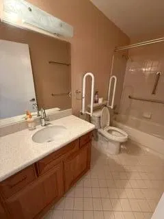  Residence photo 16