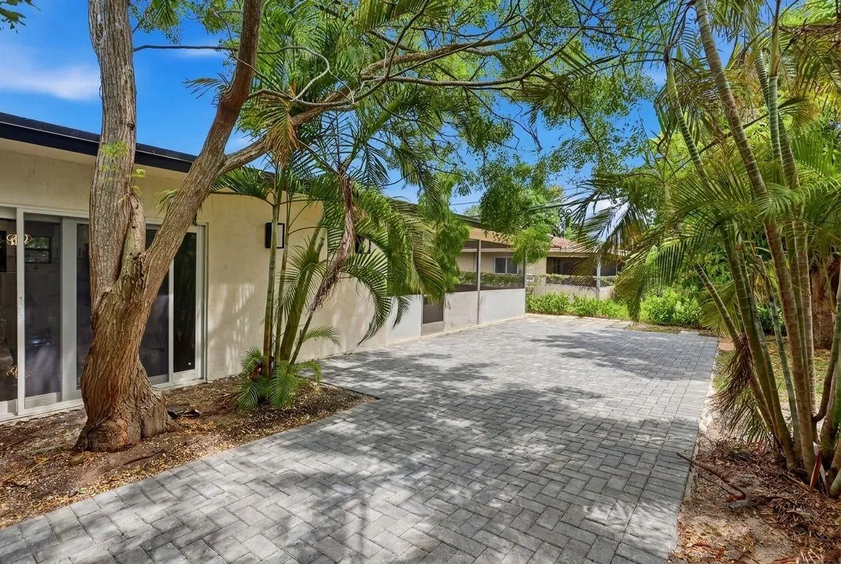 Residence photo 37