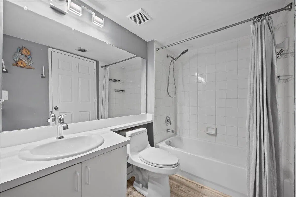 Unit 4310 photo 10
