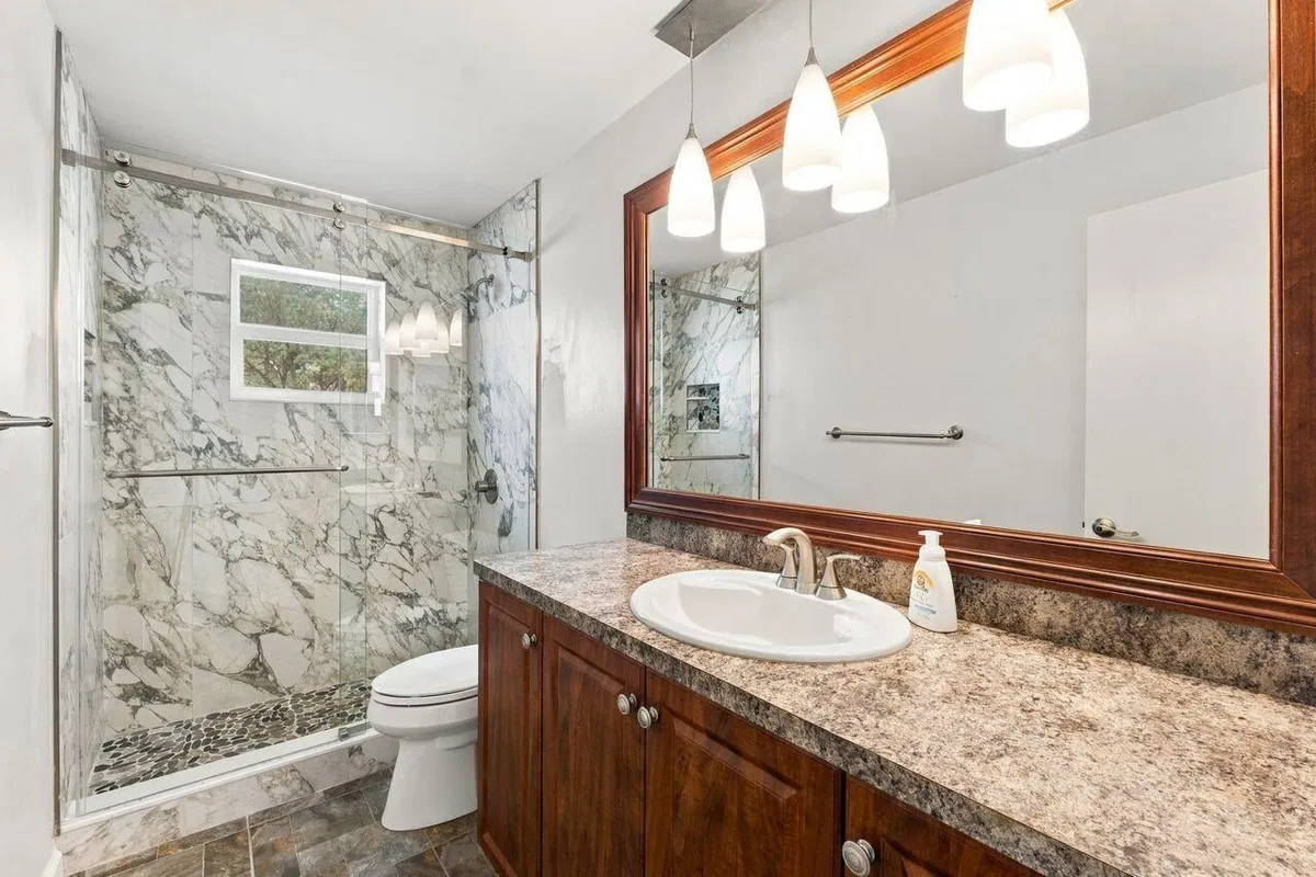 Residence photo 28