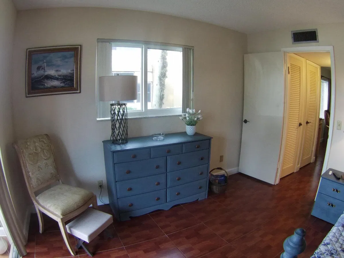  Residence photo 16