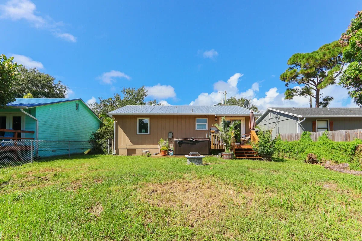 Residence photo 22