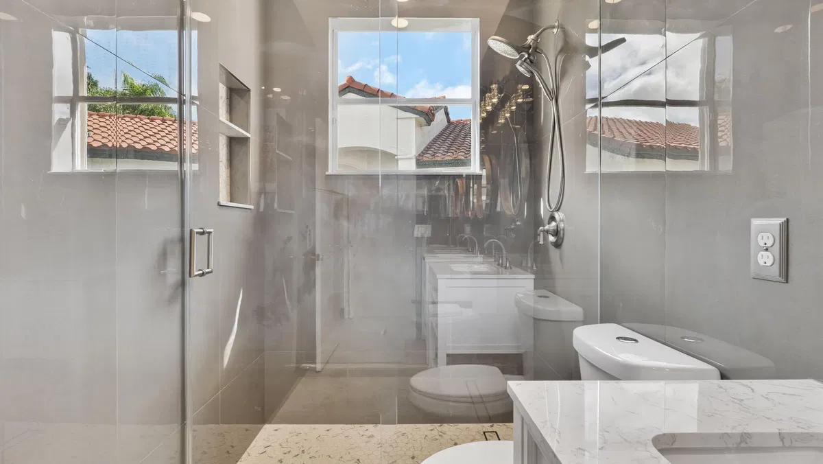 Residence photo 34