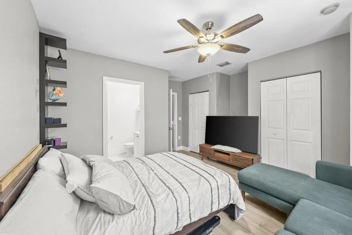 Residence photo 25