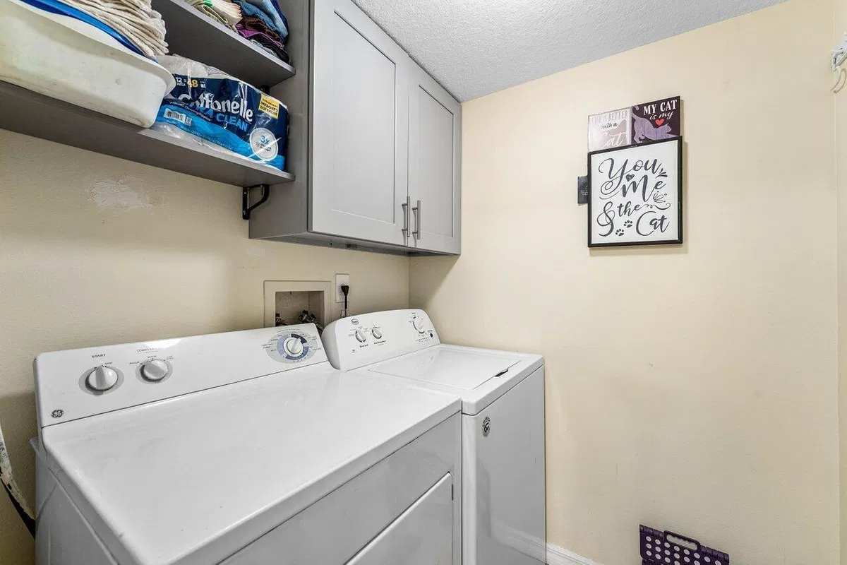  Residence photo 19