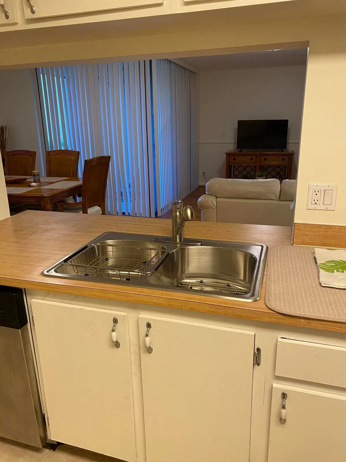  Unit 103 photo 13