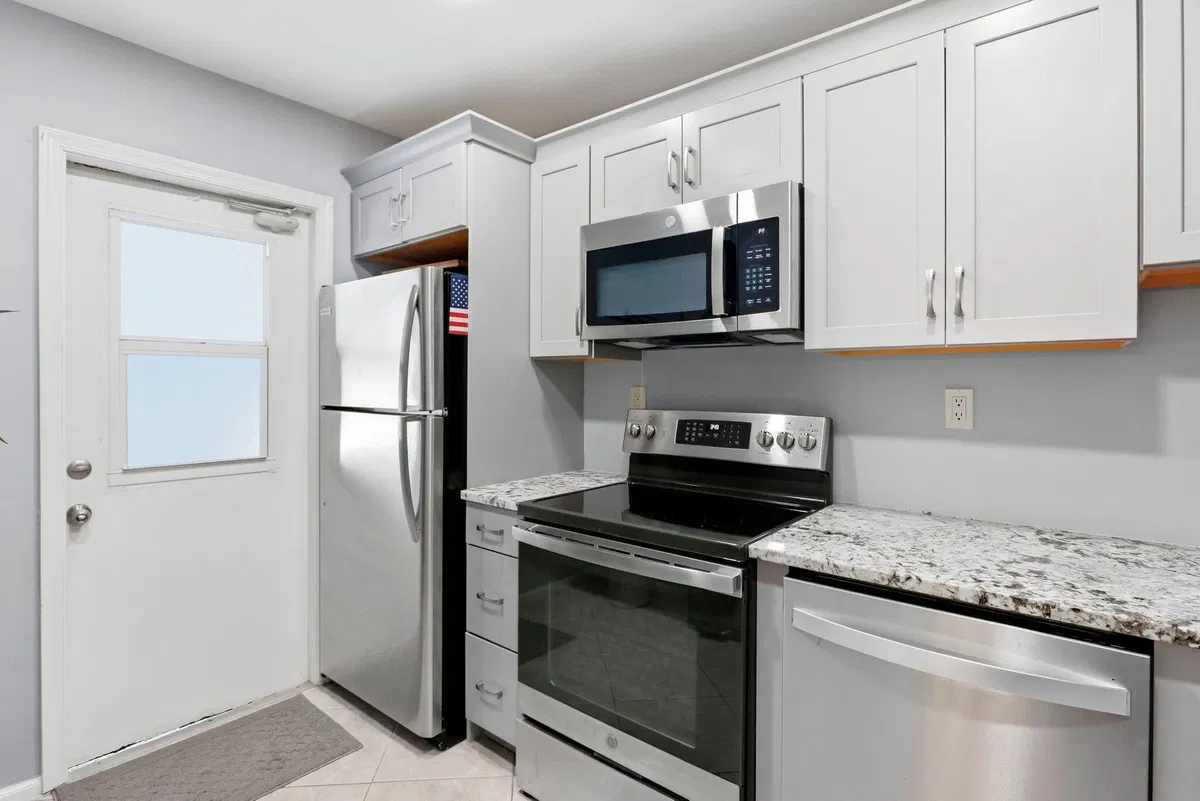 Boca Raton Unit 312 photo 4