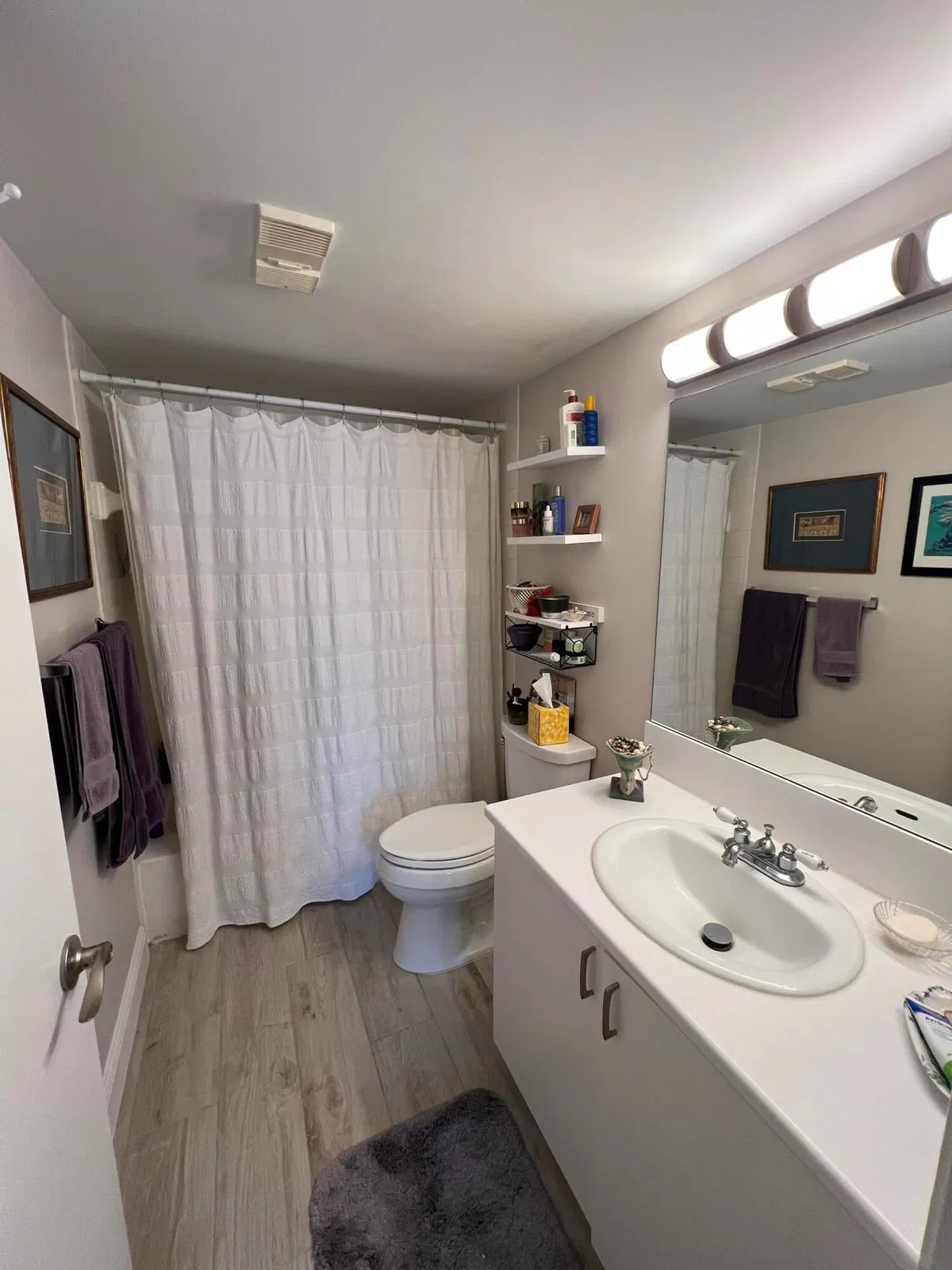 Unit 207 photo 13