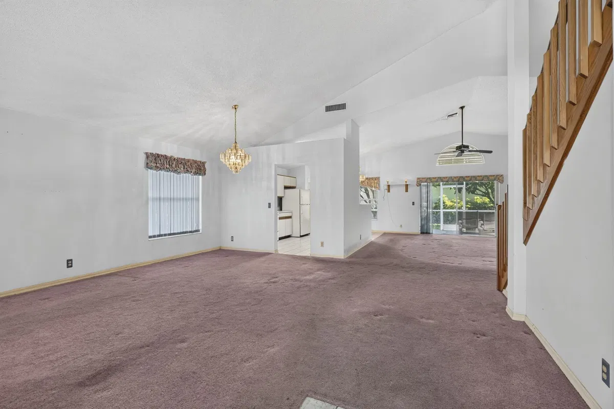 Residence photo 4