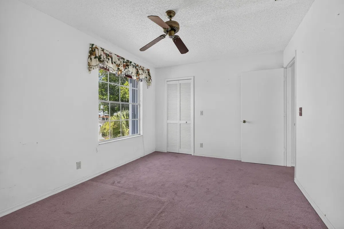 Residence photo 13