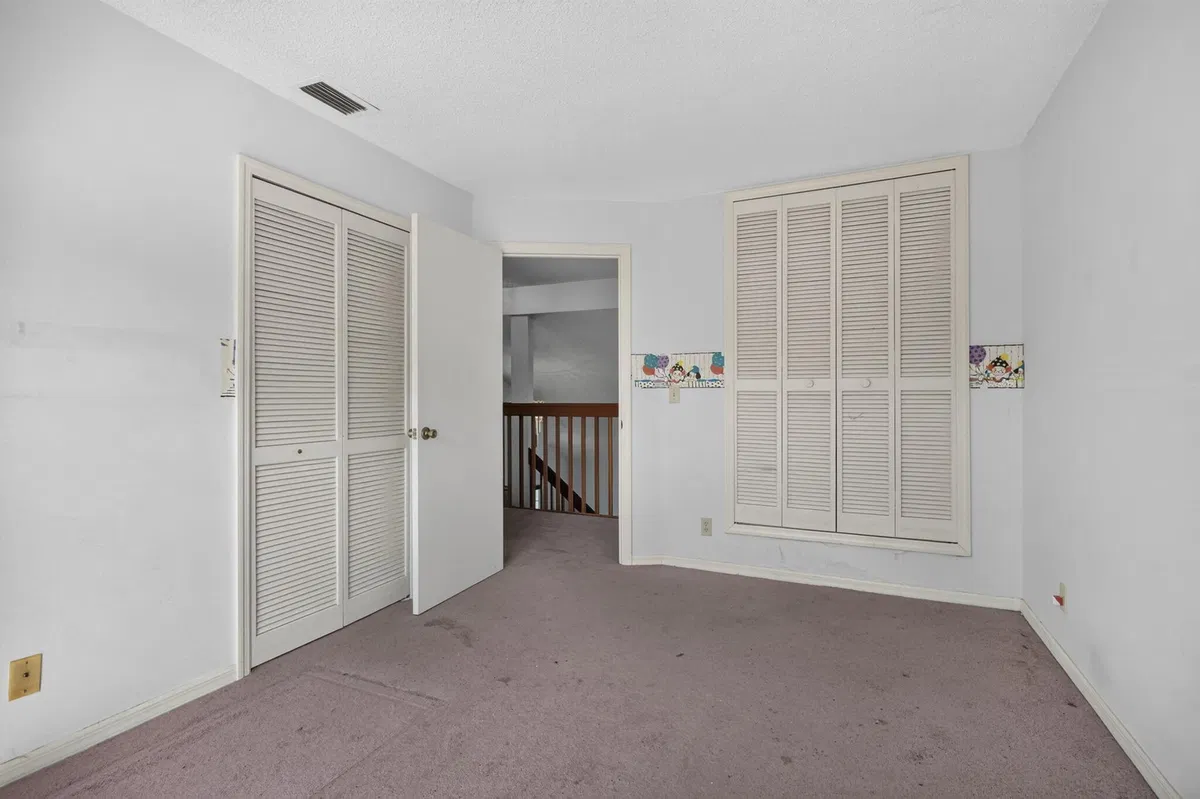 Residence photo 16