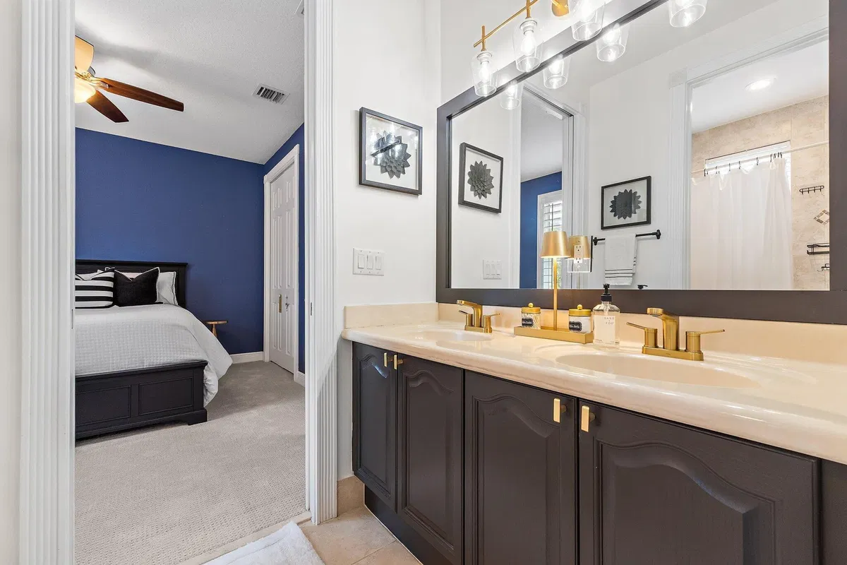  Residence photo 19