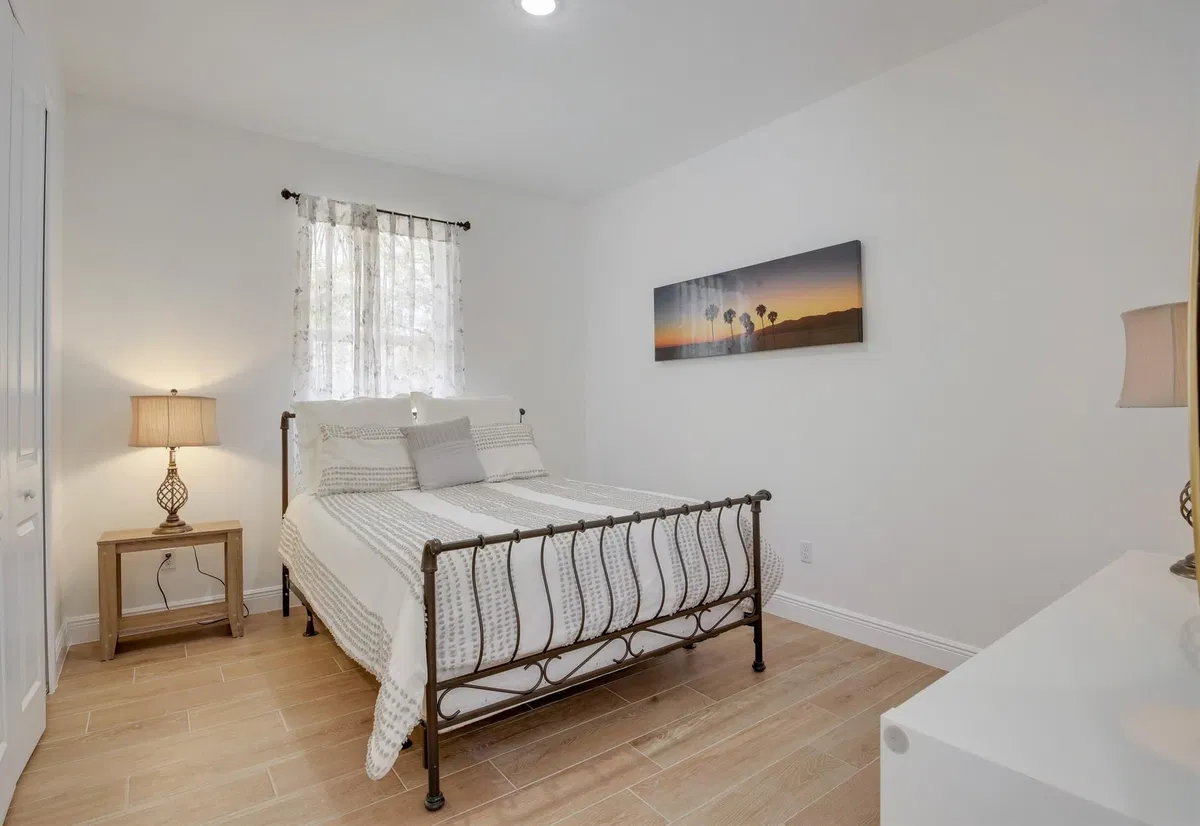 Residence photo 16
