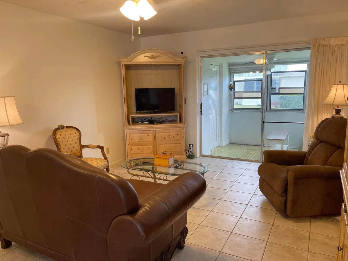  Residence photo 25