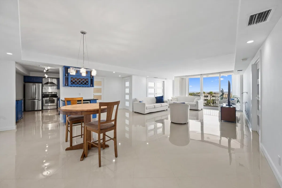 2295 S Ocean Palm Beach Unit 619