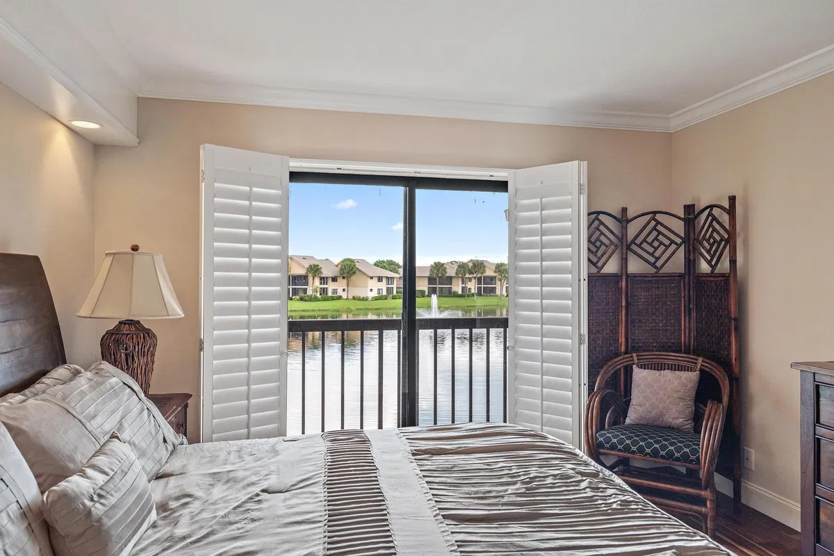 Jonathan's Landing Jupiter FL Unit 220 photo 16