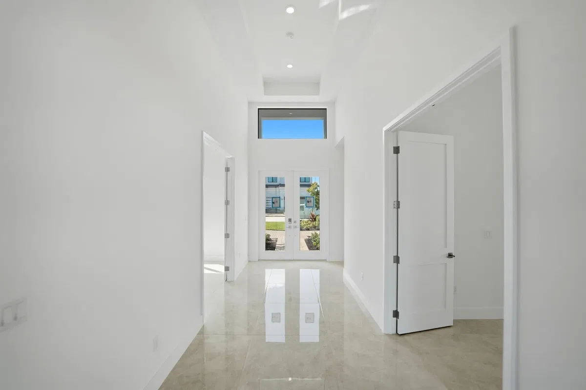  Residence photo 19