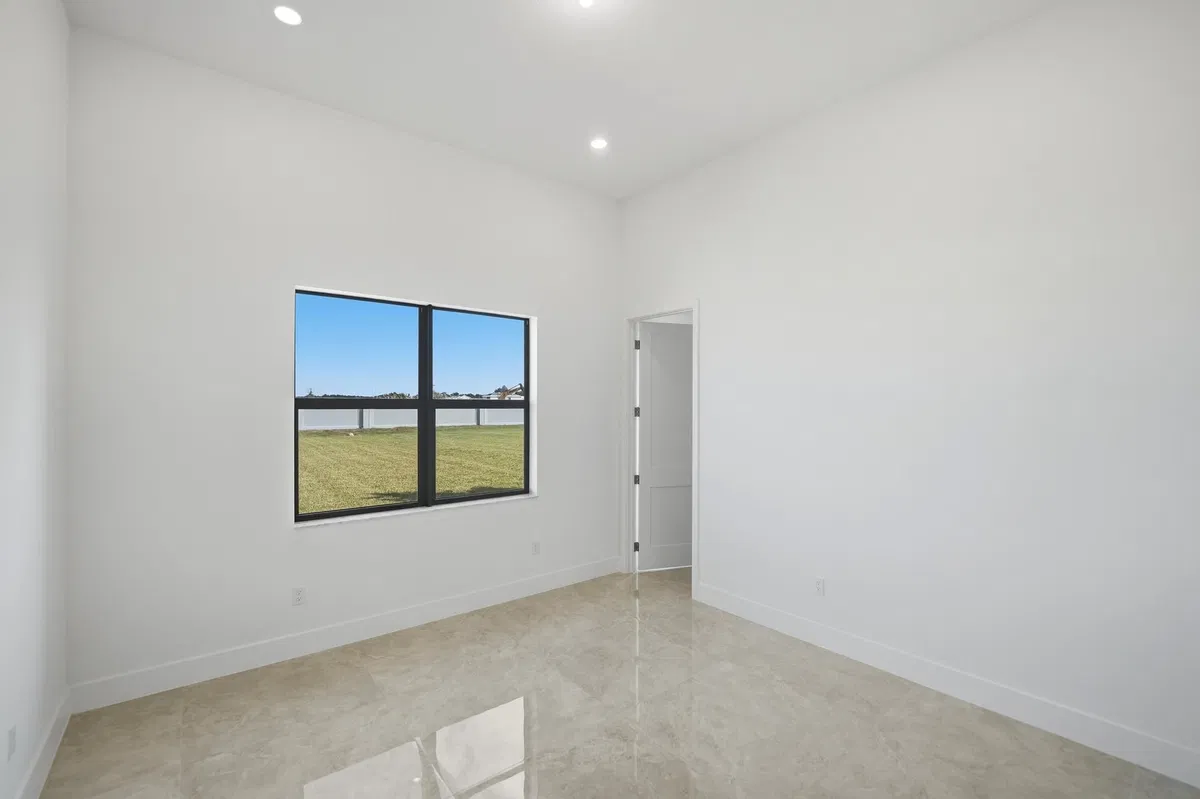  Residence photo 40