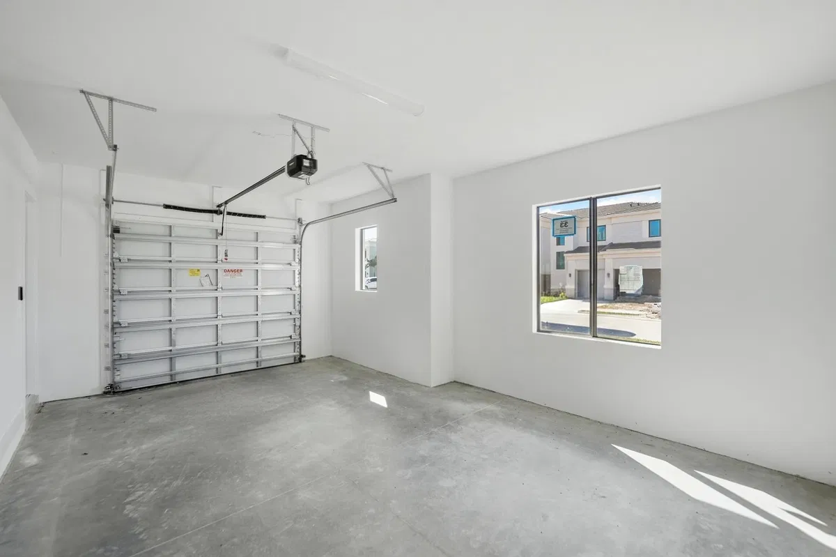  Residence photo 49