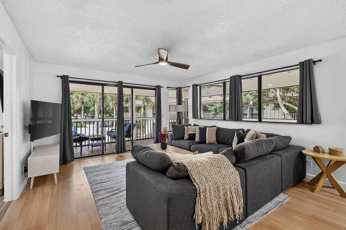 PGA National Palm Beach Gardens Residence photo 4