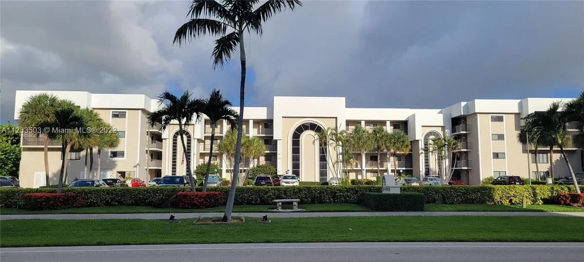 South Palm Beach Unit 304