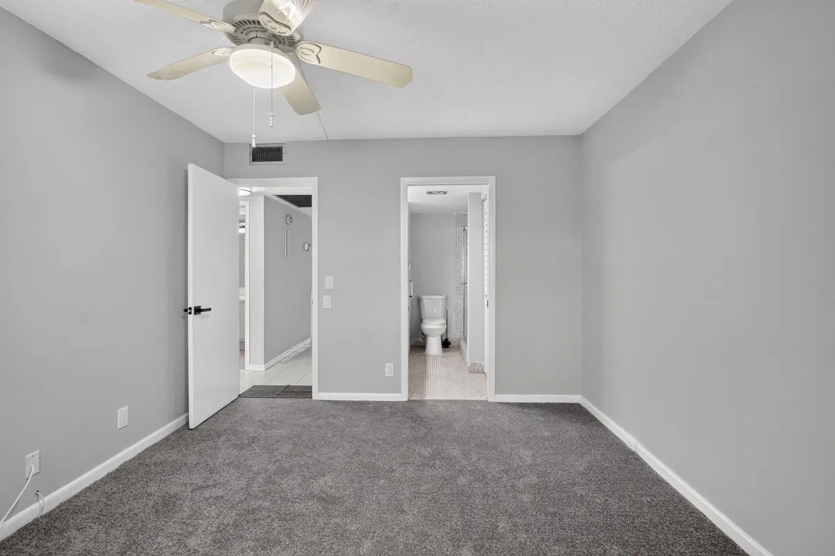  Residence photo 19