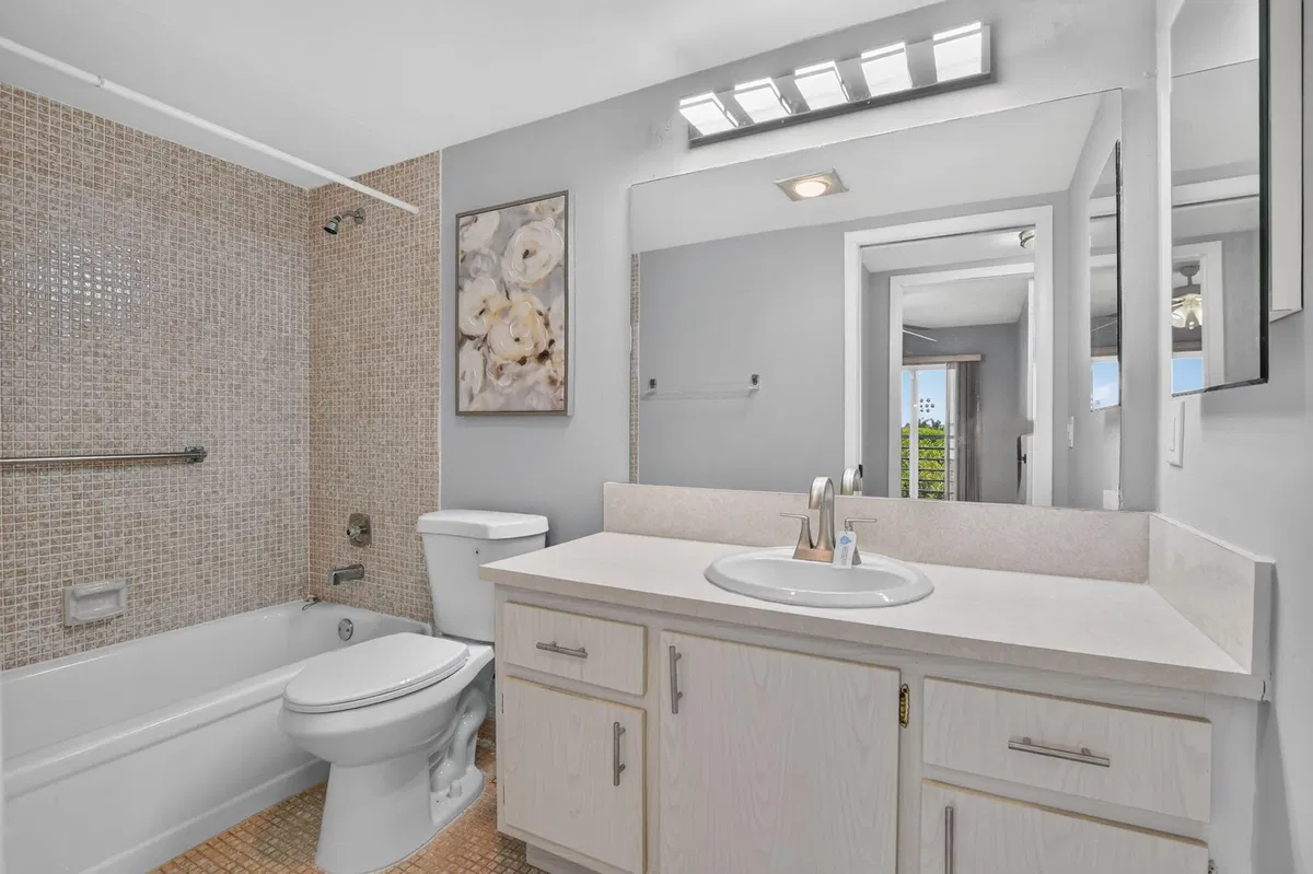  Residence photo 28