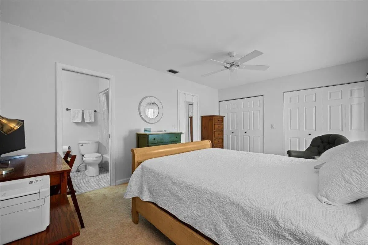 Residence photo 19