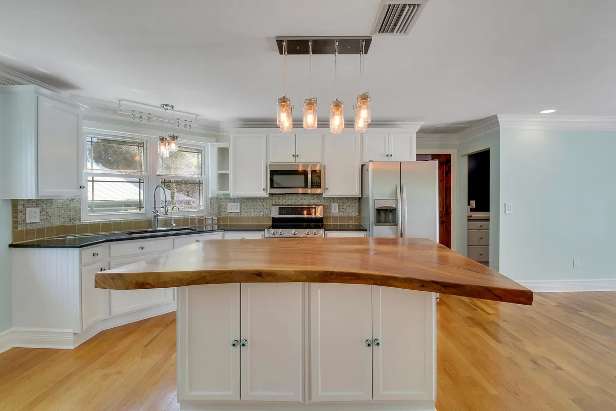 Residence photo 25