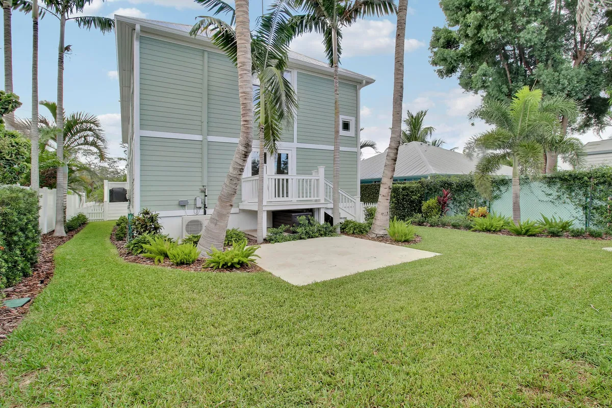 Residence photo 67