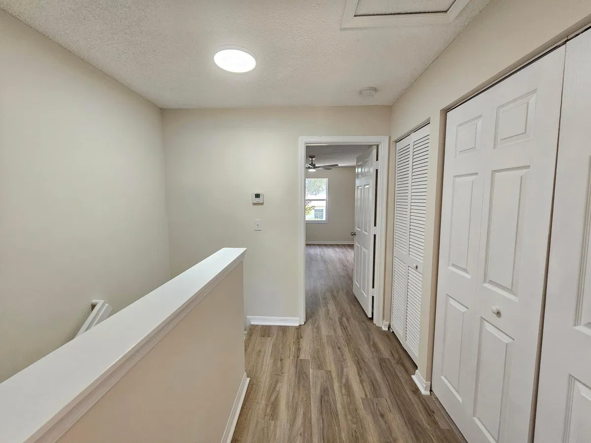  Residence photo 13