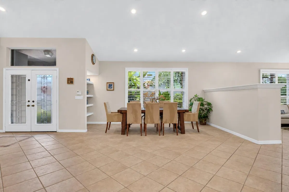  Residence photo 13