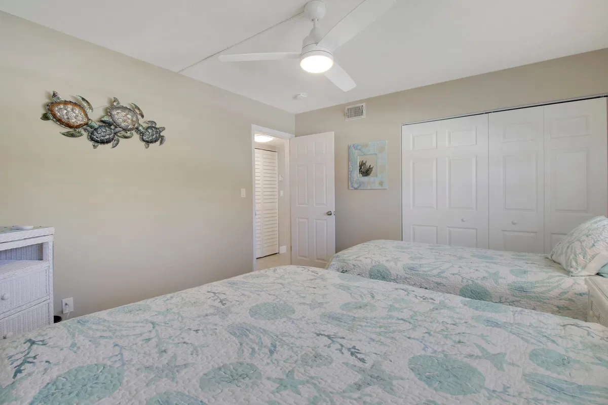 Residence photo 43