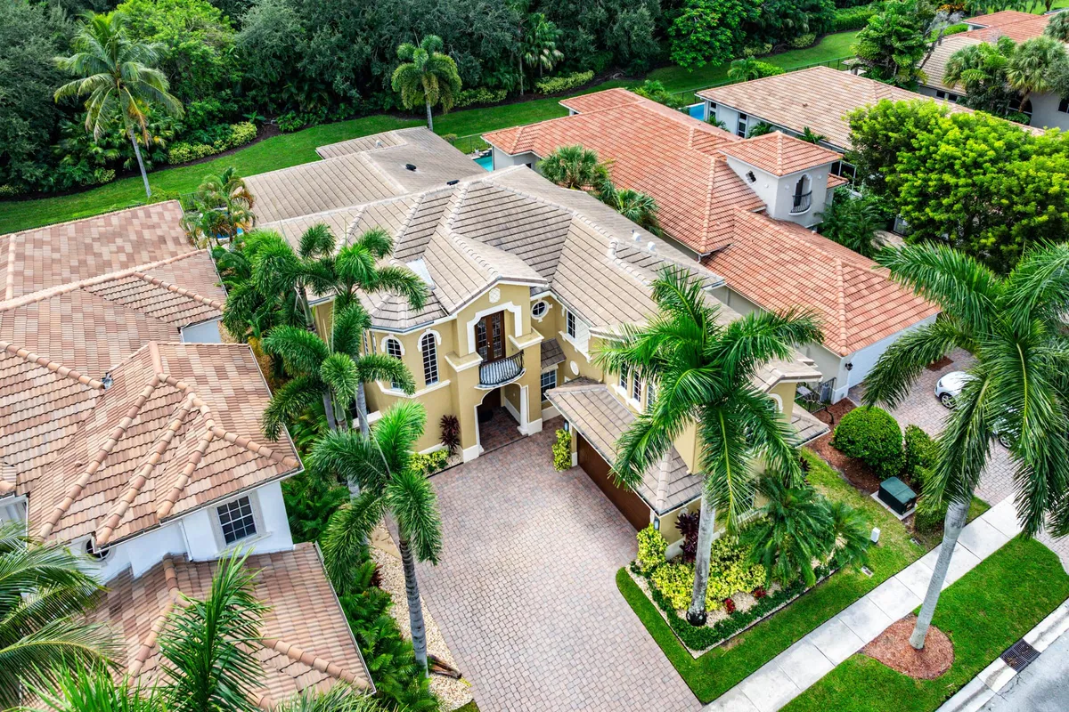 Mizner Country Club Residence photo 37